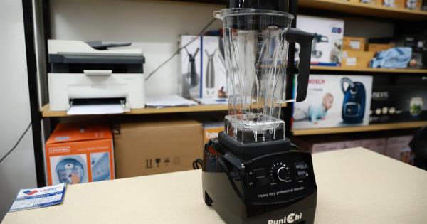 Máy xay sinh tố công nghiệp Punichi PU-688 công suất 1600W