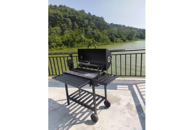 Bếp nướng ngoài trời có mô tơ quay nướng BBQ có nắp đậy