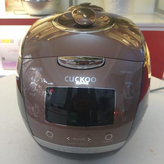 Nồi cơm điện cao tần Cuckoo CRP-HUF105SS Hàn quốc Nồi cơm điện cao tần Cuckoo CRP-HUF105SS Hàn quốc