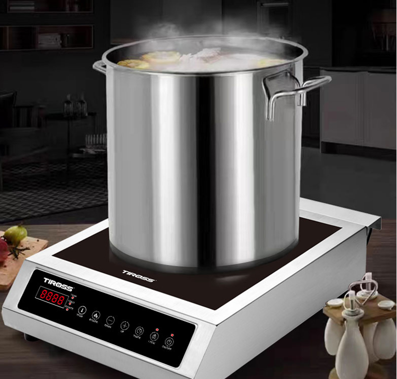 Bếp từ công nghiệp Tiross TS8043 công nghệ Ba lan 3500W