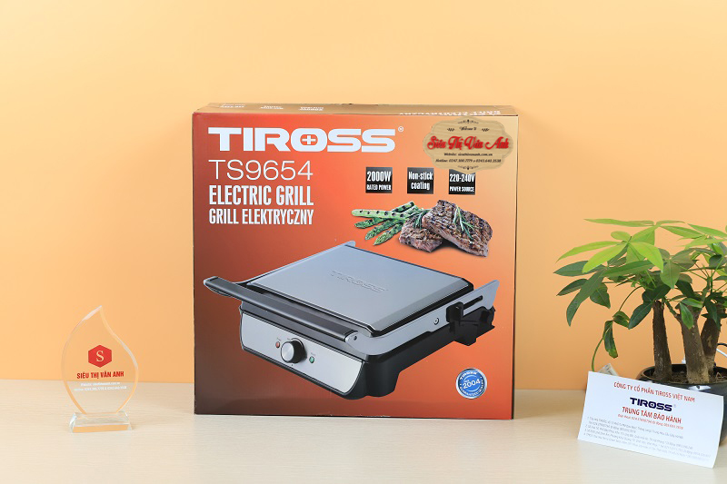 Máy kẹp bánh mỳ Tiross TS9654 Công suất 2000W