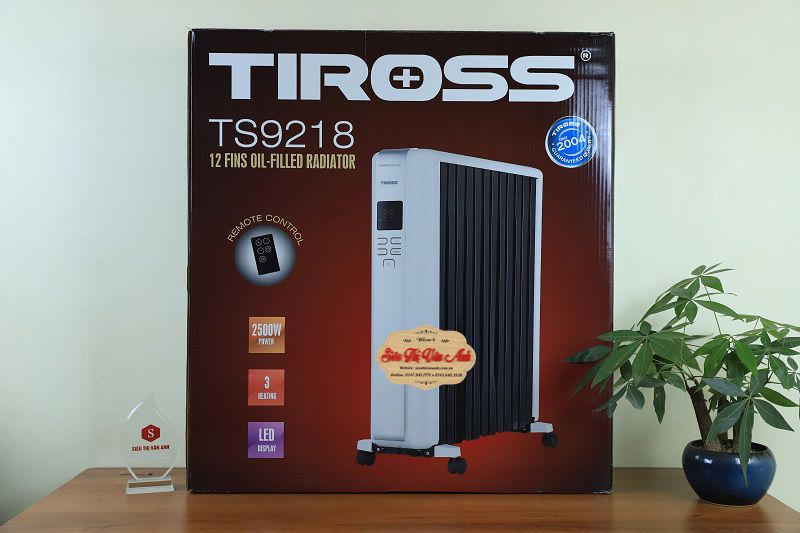 Vỏ Máy sưởi dầu Tiross TS9218 Ban lan 12 thanh nhiệt